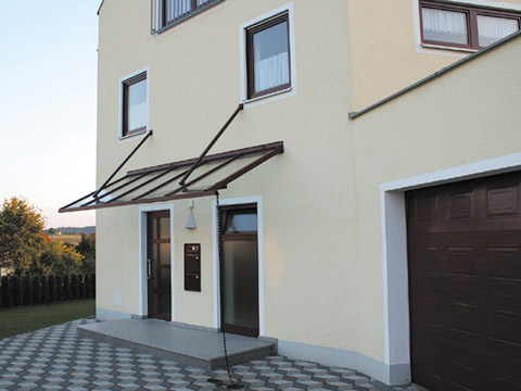 Eingangsvorbauten